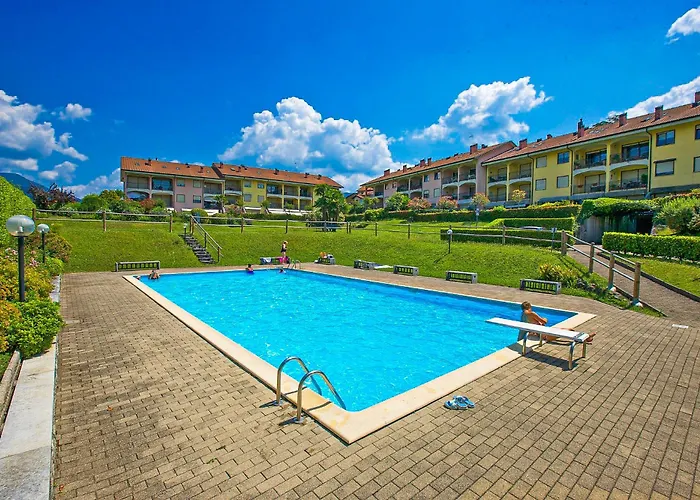 Residenz Lagobello דירה *